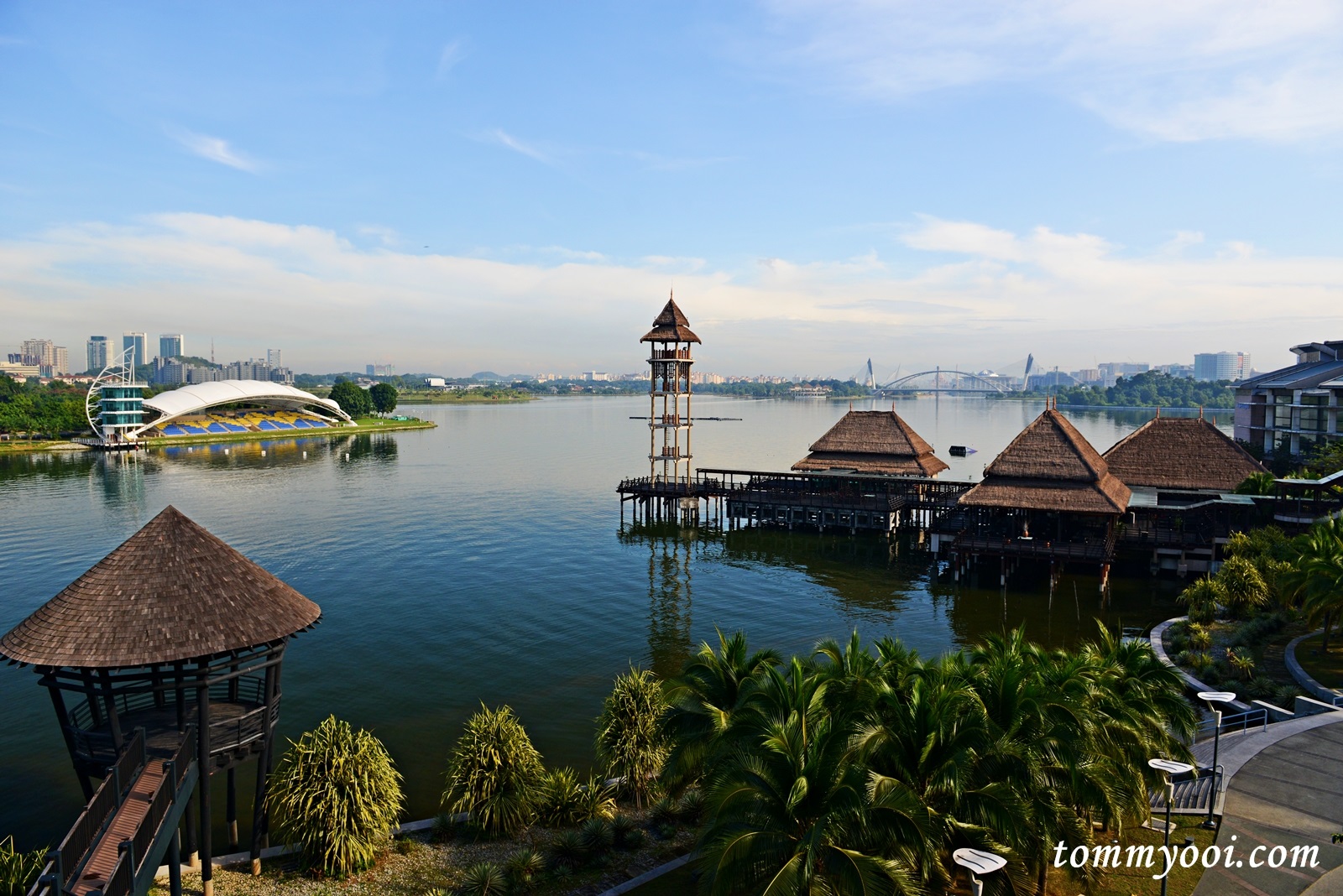 Pullman Putrajaya Lakeside - Tommy Ooi Travel Guide